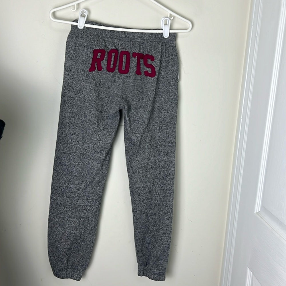 Roots kids Joggers Size 9-10yrs